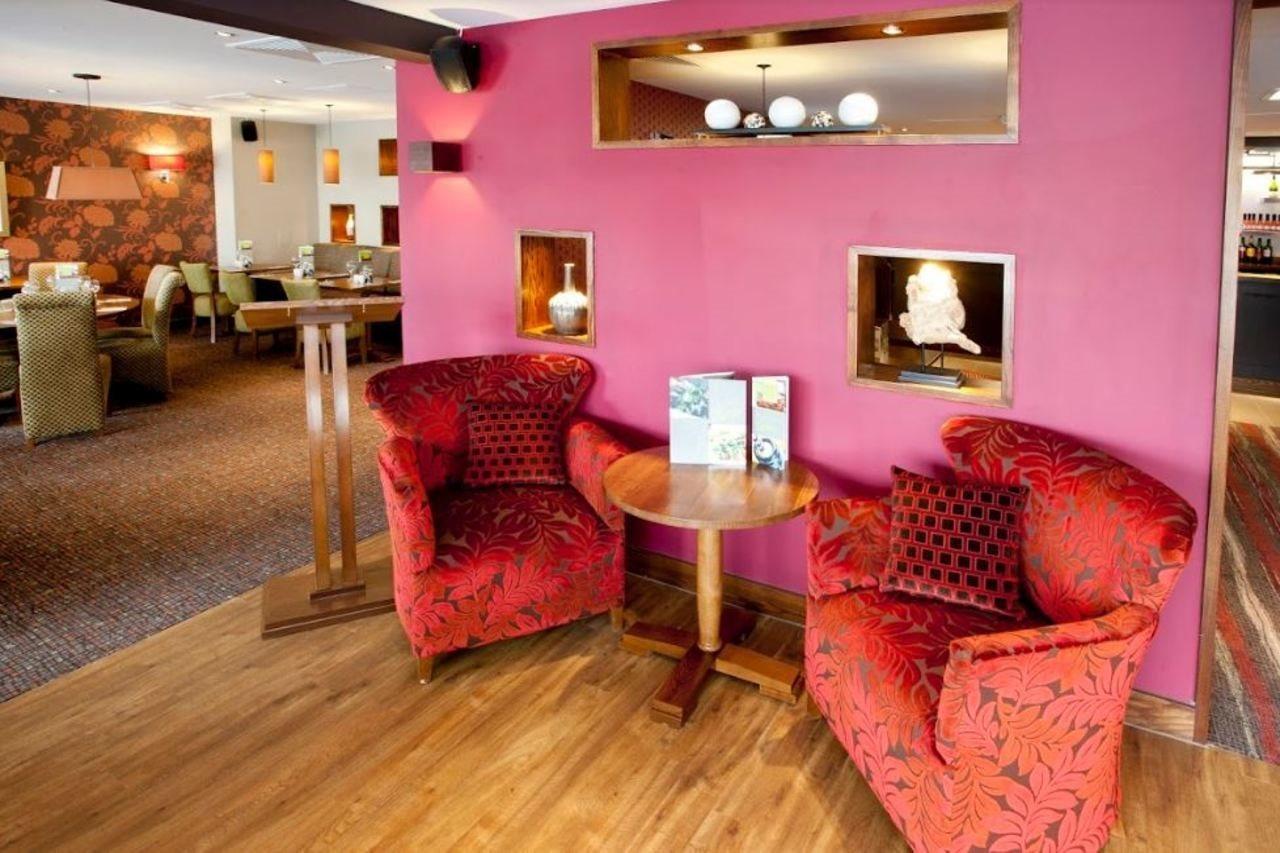 Premier Inn Inverness Centre - River Ness エクステリア 写真