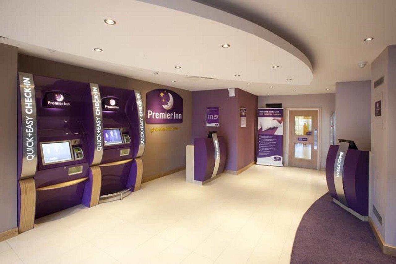 Premier Inn Inverness Centre - River Ness エクステリア 写真