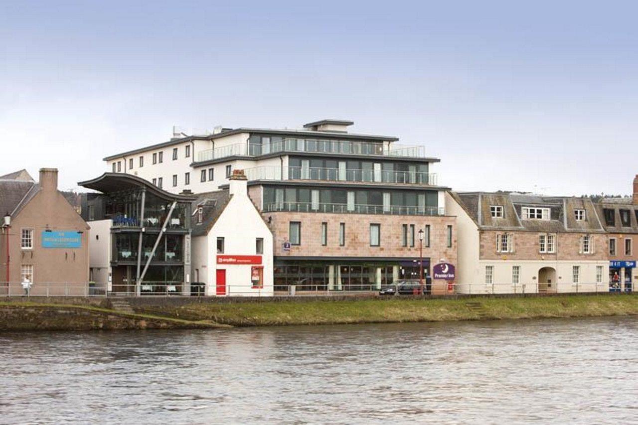 Premier Inn Inverness Centre - River Ness エクステリア 写真